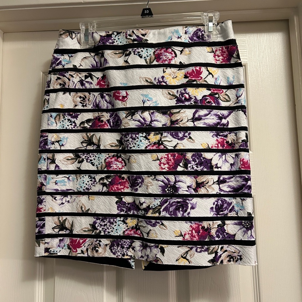 White House Black Market Printed Skirt